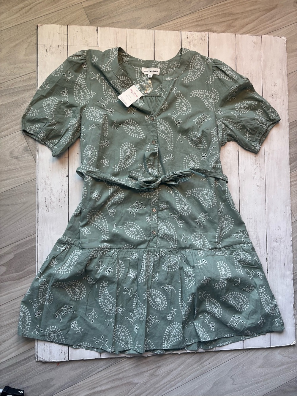 Lucky Brand Women’s Sage Green Paisley Button-Front Dress